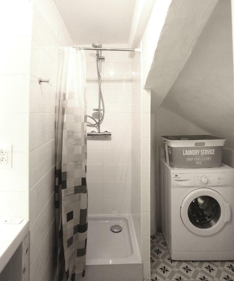 טולון Gregbnb - T2 Ancien Et Moderne - Parking Inclus - 15Min Gare מראה חיצוני תמונה
